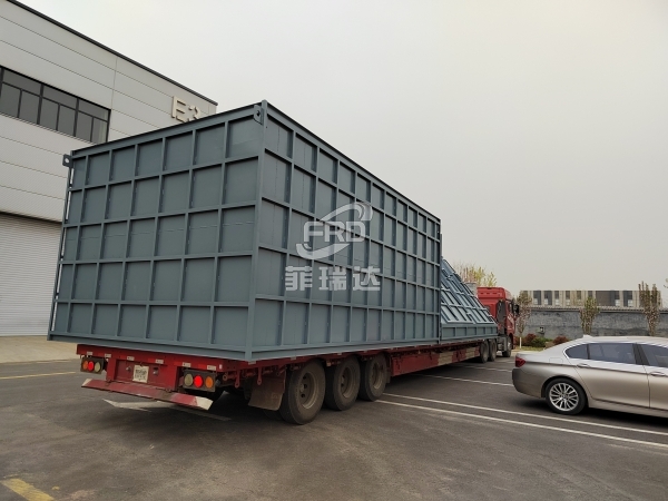 陶瓷廠18萬(wàn)風(fēng)量布袋除塵器