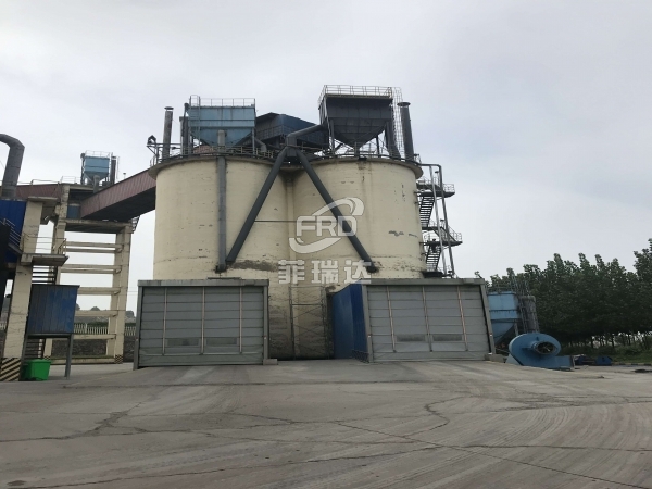 灰?guī)熵搲阂謮m除塵器